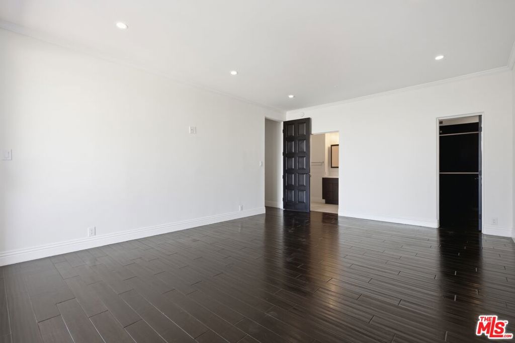 MLS #26838935 image #38