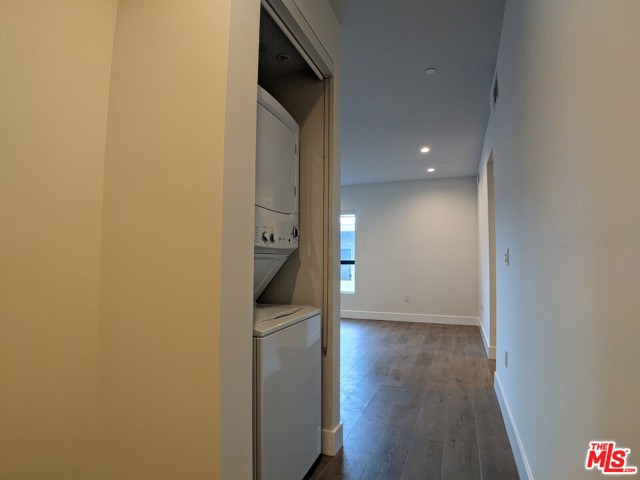 Image 3 for 4227 Mclaughlin Ave #202, Los Angeles, CA 90066