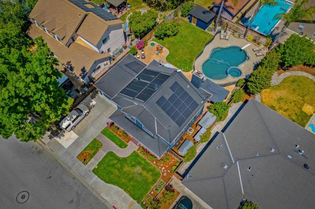1851 Severinsen Street, Hollister CA: https://media.crmls.org/mediaz/73661367-ba76-4146-b5e6-a577f126b4e0.jpg