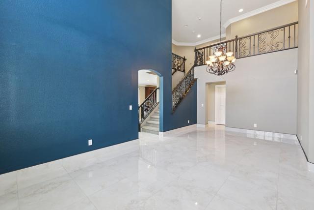 475 Marsh Harbor Drive, San Diego CA: https://media.crmls.org/mediaz/7366177c-90a1-4f49-9e51-6cd7ff219243.jpg