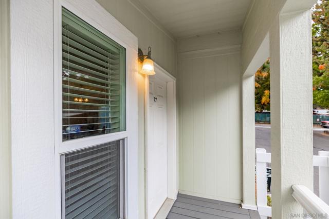 22899 Byron Rd, Crestline CA: https://media.crmls.org/mediaz/73663631-5656-4b0a-bc9d-b5d79031bb1e.jpg