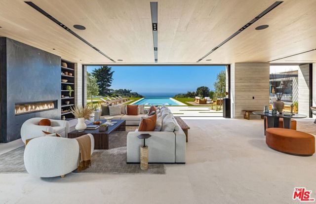 Image 4 of 41 For 6889 Dume Drive