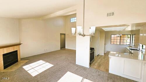 Detail Gallery Image 4 of 21 For 1161 Windward Way, Oxnard,  CA 93035 - 3 Beds | 2 Baths