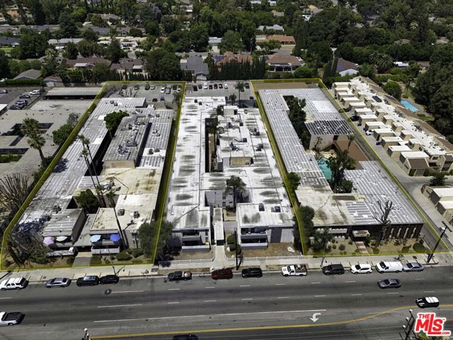 8567 Balboa Boulevard, Northridge CA: https://media.crmls.org/mediaz/73672b73-fce8-45f8-9c10-c8c7953417ff.jpg