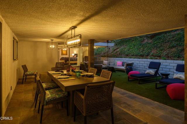 3351 Country Club Drive, Glendale CA: https://media.crmls.org/mediaz/73687b2f-c8ff-4210-a86f-790c0fe2dc7c.jpg