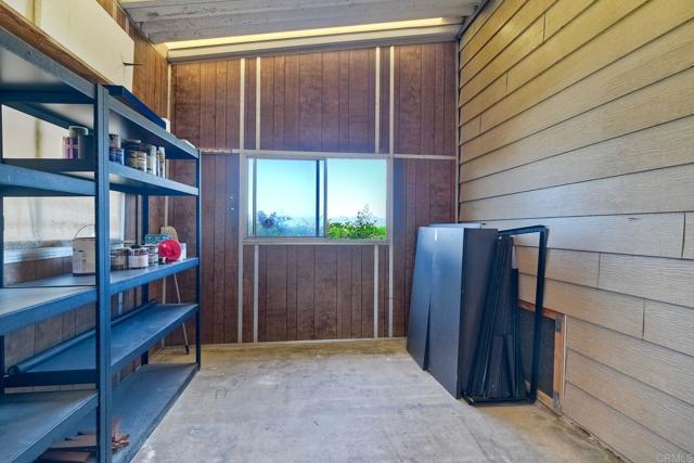 1175 La Moree Rd, San Marcos CA: https://media.crmls.org/mediaz/73692c39-9a1a-4ba0-bf36-0dc88d234573.jpg