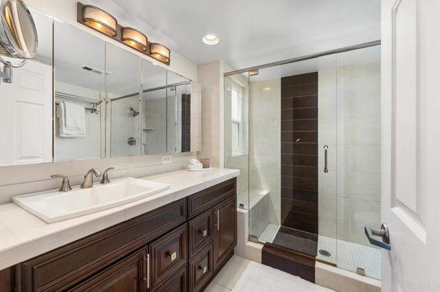 Detail Gallery Image 20 of 25 For 962 E Ave #C,  Coronado,  CA 92118 - 2 Beds | 2/1 Baths