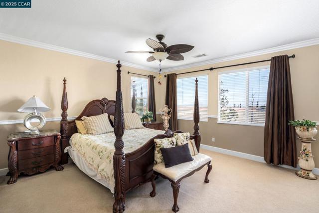 1426 Santa Teresa Dr, Pittsburg CA: https://media.crmls.org/mediaz/73699ede-a3c4-47a3-9368-beff022e591d.jpg