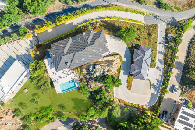 118 Giles Road, Lake Sherwood CA: https://media.crmls.org/mediaz/7369c8d0-c683-428c-bb3d-e9aa4e6b0a3d.jpg