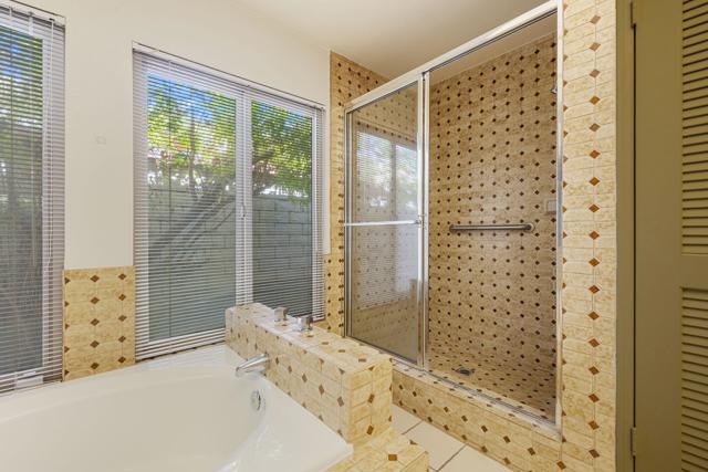 72056 Palm Haven Drive, Rancho Mirage CA: https://media.crmls.org/mediaz/7369ed99-2d8b-4d0b-ba6e-5599e9652845.jpg