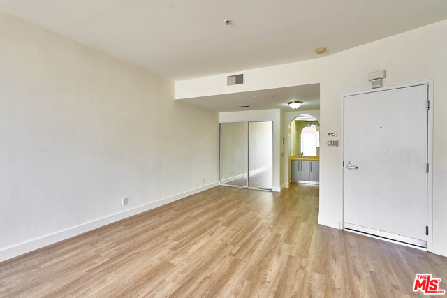 620 S Gramercy Place #30