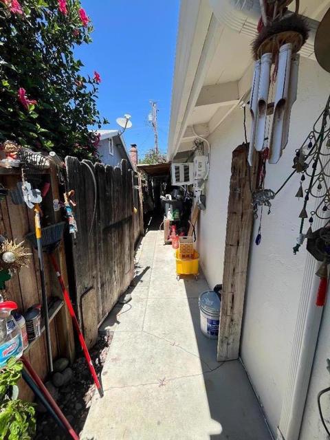 1504 Mount Shasta Drive, San Jose CA: https://media.crmls.org/mediaz/736abc2e-850a-4806-8f23-be6a2bca22f0.jpg