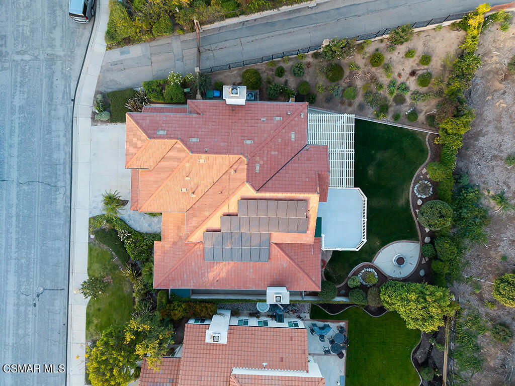 https://media.crmls.org/mediaz/736ac9d5-8a4c-4aa3-8c74-692c831e5b06.jpg?preset=X-Large