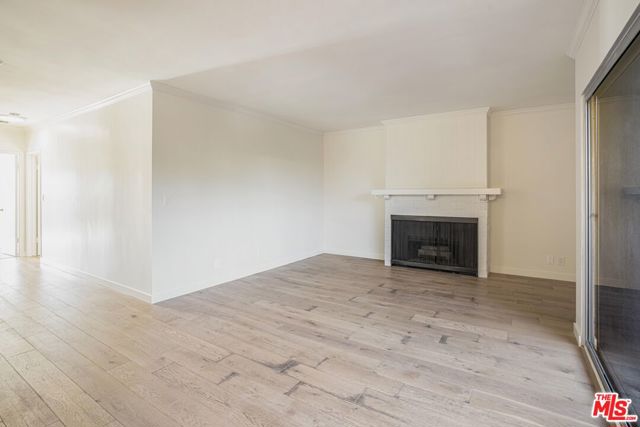 1320 Princeton Street, 201 photo 14
