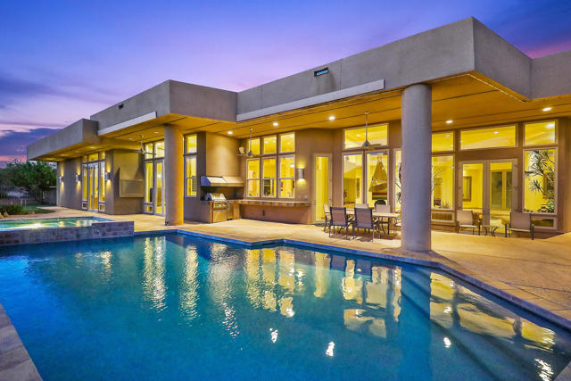 36 Merill Drive, Palm Desert CA: https://media.crmls.org/mediaz/736bc814-b56b-49ad-9366-8fe9d9482c31.jpg