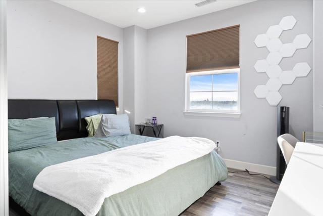 280 Wildhorse Court, San Jose CA: https://media.crmls.org/mediaz/736df43a-de59-4e3e-8b8d-235ad9b6b1d9.jpg