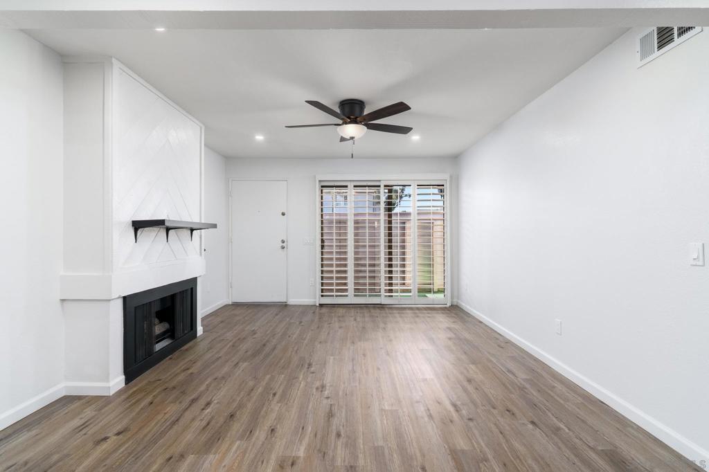 9249 Village Glen Dr. - photo 8