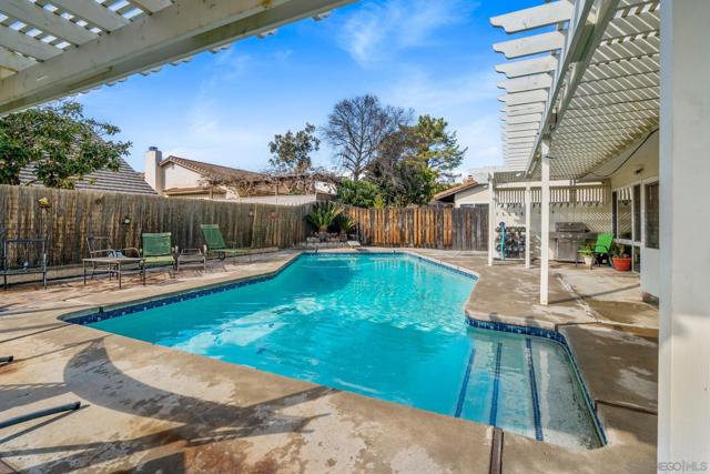 Image 14 of 35 For 16934 Manresa Ct
