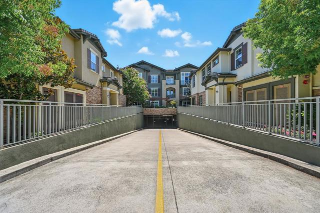 2881 Meridian Avenue, San Jose CA: https://media.crmls.org/mediaz/736e7d5d-717c-43cb-9b24-c774829a3b22.jpg