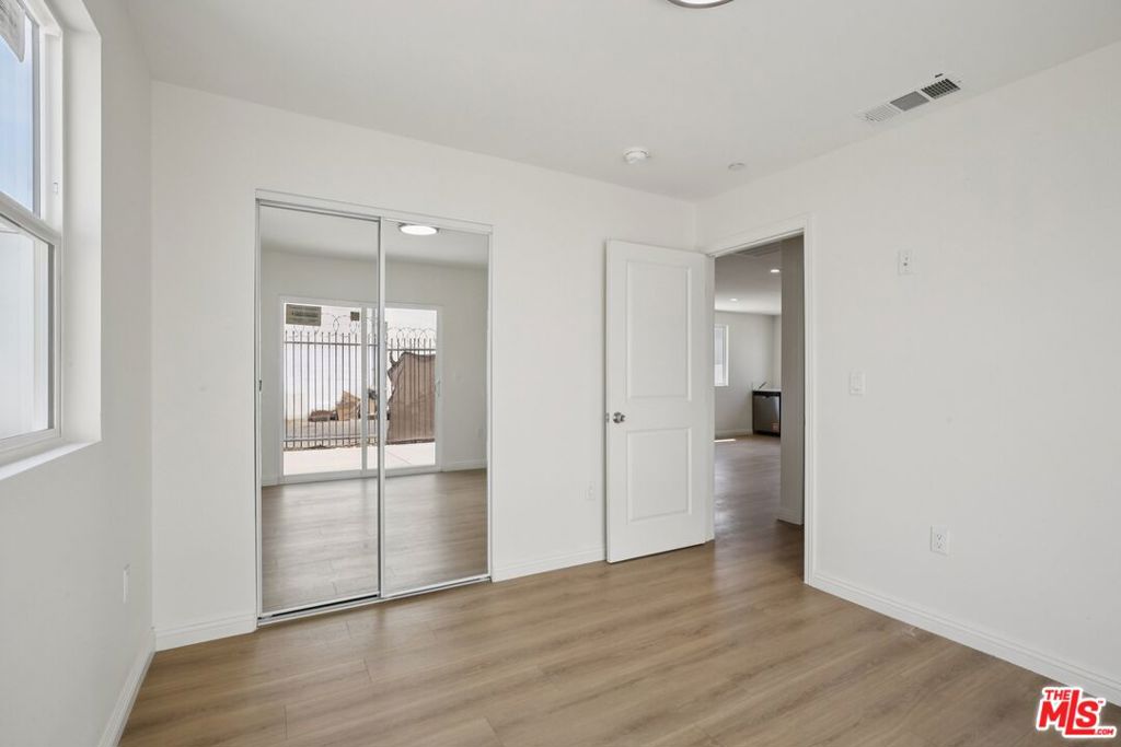 MLS #25567415 img 30