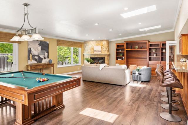 22820 Bravo Place, Salinas CA: https://media.crmls.org/mediaz/736fe607-1fca-4856-9917-818a734132bf.jpg