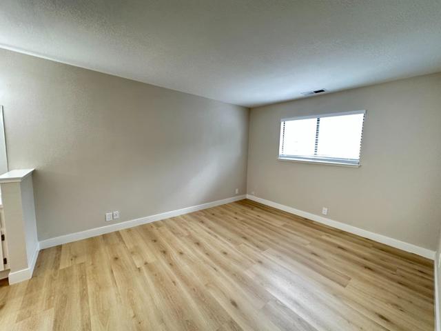 4965 Edgar Court, San Jose CA: https://media.crmls.org/mediaz/736ff1ec-0ccf-46cb-96f7-bbbc905f38b4.jpg