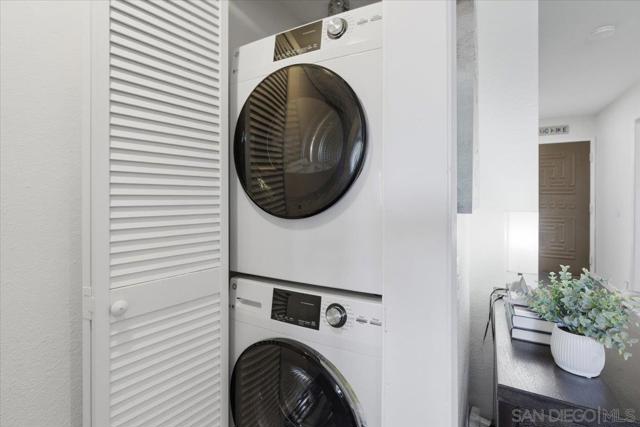 Image 12 of 22 For 3770 Crown Point  103