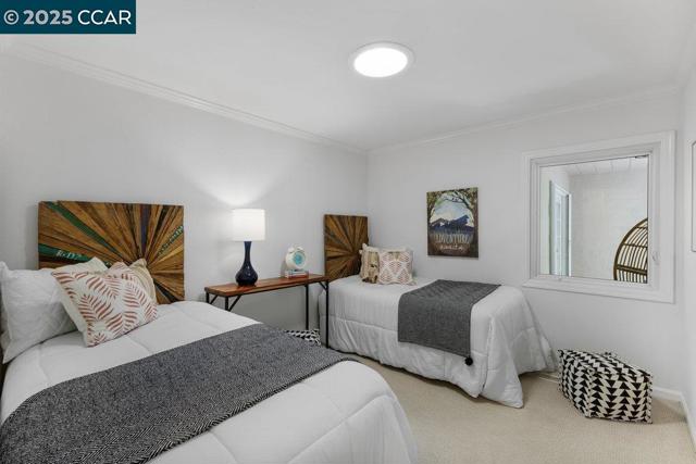 41 Iris Ln, Walnut Creek CA: https://media.crmls.org/mediaz/7370a15a-149b-4aac-b926-cf061958aa7d.jpg