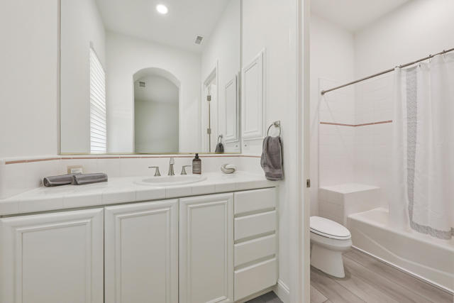 50 Vista Encantada, Rancho Mirage, CA 92270