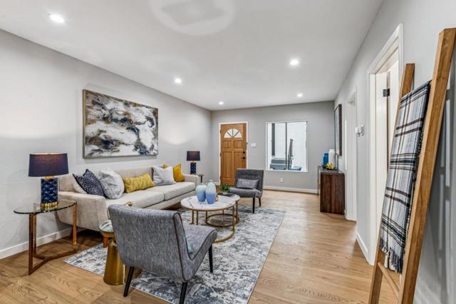 17221724 48th Avenue, San Francisco CA: https://media.crmls.org/mediaz/7372d340-ec03-4174-a6ec-d04408ad7a64.jpg