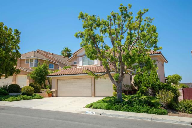 11464 Alborada, San Diego CA: https://media.crmls.org/mediaz/73730bb0-4b94-4be9-8181-14c7862e3df1.jpg