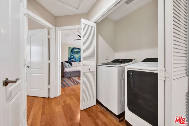 2104 Clark Lane, Redondo Beach CA: https://media.crmls.org/mediaz/73736787-c675-4a2f-bcda-eb494929cfb7.jpg