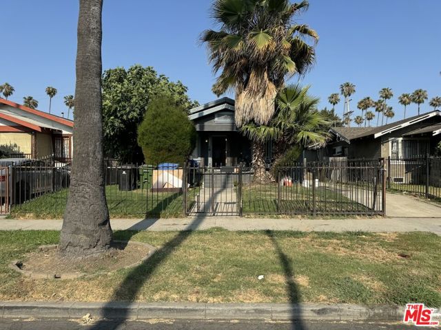 5526 S Wilton Pl, Los Angeles, CA 90062