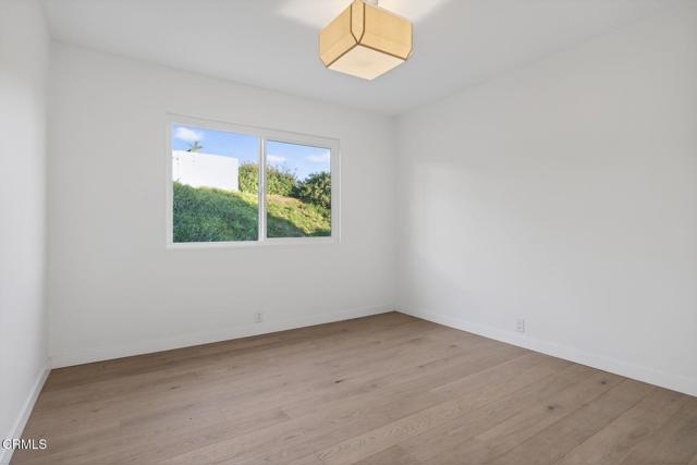 Detail Gallery Image 24 of 42 For 7023 Meadowview Ct, Ventura,  CA 93003 - 4 Beds | 2/1 Baths