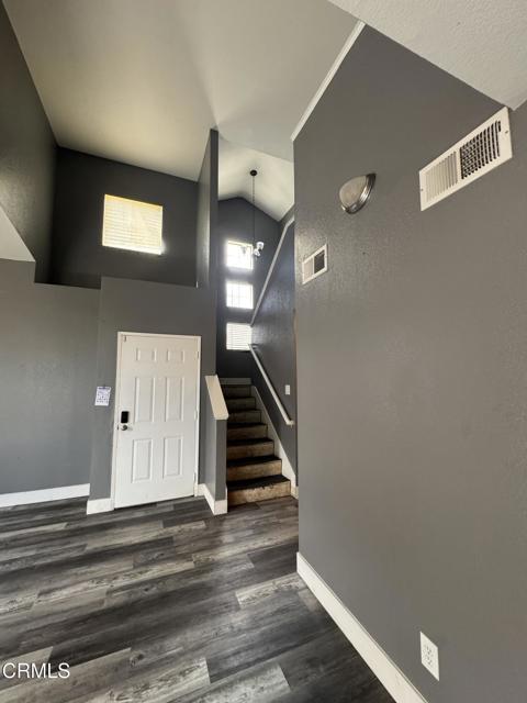 Detail Gallery Image 9 of 23 For 40148 La Cota Dr, Palmdale,  CA 93550 - 3 Beds | 2/1 Baths