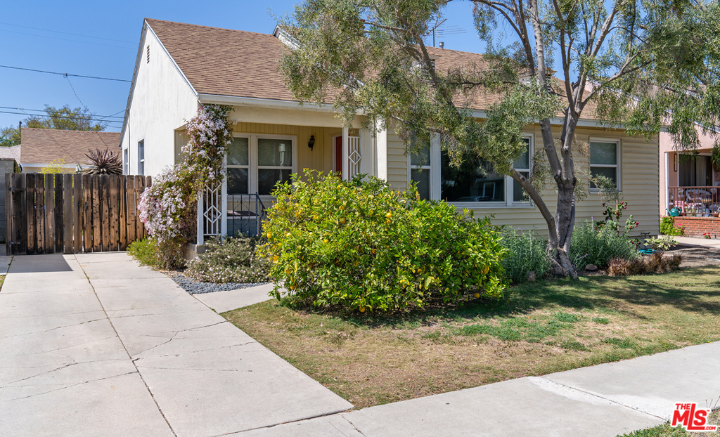 11237 Franklin Avenue