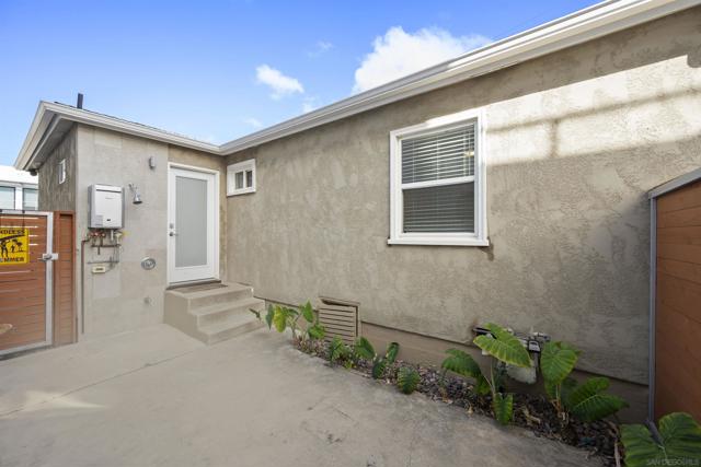 806 2nd St., Imperial Beach, California 91932, 3 Bedrooms Bedrooms, ,3 BathroomsBathrooms,Single Family Residence,For Sale,2nd St.,250019022SD