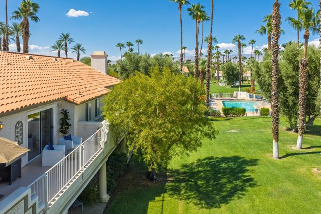 752 Vista Lago Drive N, Palm Desert, CA 92211