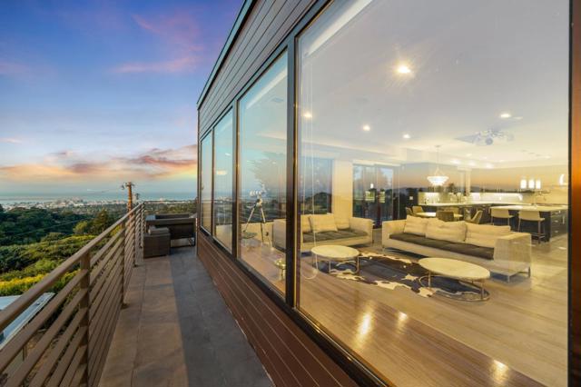 1548 Los Montes Drive, Burlingame CA: https://media.crmls.org/mediaz/7375ff56-cf32-434f-abf0-a05ad7a49a68.jpg