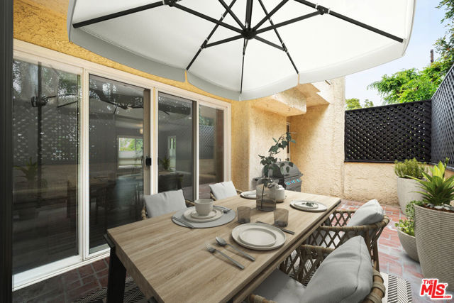 5245 Coldwater Canyon Avenue, Sherman Oaks CA: https://media.crmls.org/mediaz/73769831-57c2-4b8d-9e68-734643ad90fc.jpg