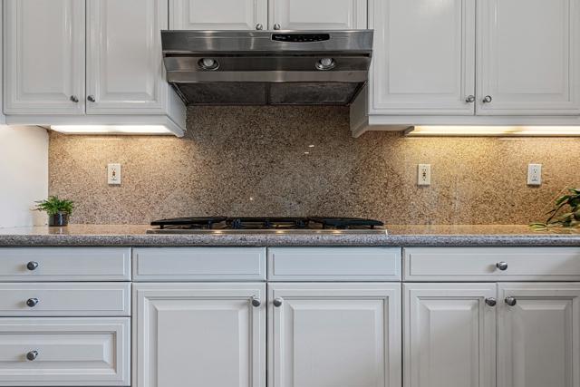 77 Clavel Court, Palm Desert CA: https://media.crmls.org/mediaz/7377a673-af68-4737-8ccc-bbbbc418cccb.jpg