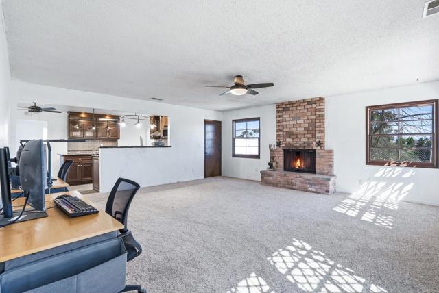 Detail Gallery Image 17 of 44 For 7851 Parma Ln, San Diego,  CA 92126 - 4 Beds | 2 Baths