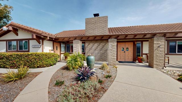 2435 Felt Street, Santa Cruz CA: https://media.crmls.org/mediaz/73787d90-facb-4169-8300-004fed2d6a5b.jpg