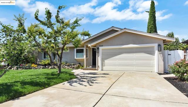 1443 Phantom Ave, San Jose CA: https://media.crmls.org/mediaz/737947b0-7e74-4a48-8aa4-326a2bbd7ccf.jpg