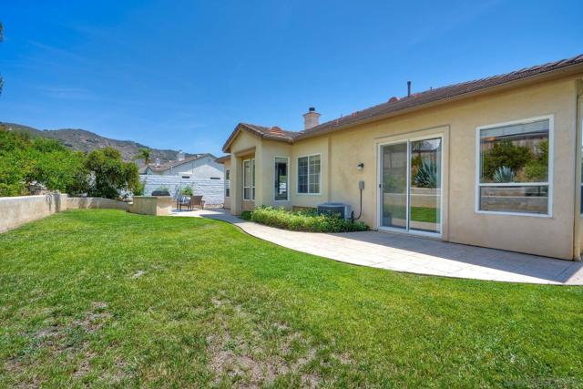 3136 Ferncreek Ln., Escondido CA: https://media.crmls.org/mediaz/7379a4b8-638f-46f7-84d4-d6276ca75949.jpg