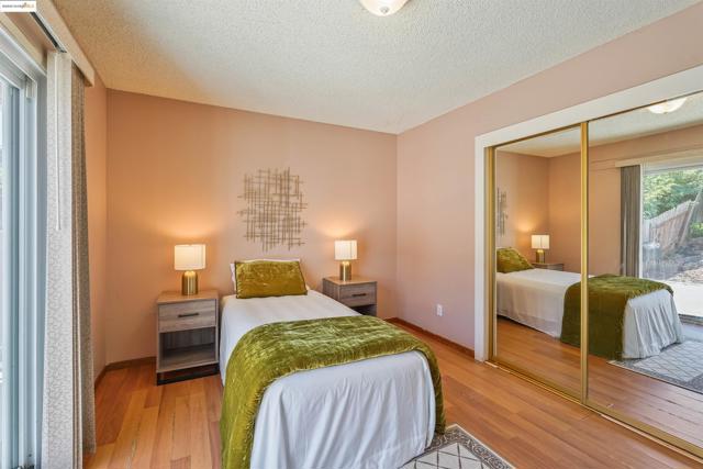 836 Stella St, Vallejo CA: https://media.crmls.org/mediaz/737ad33f-413a-49bd-b507-9c6286a9734a.jpg