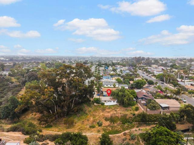 1738 33rd Street, San Diego CA: https://media.crmls.org/mediaz/737b00a8-d4bb-4132-b08a-70d283358981.jpg