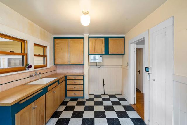 30 Clinton Street, Redwood City CA: https://media.crmls.org/mediaz/737b103c-f5ee-41b5-8404-998a61267db7.jpg