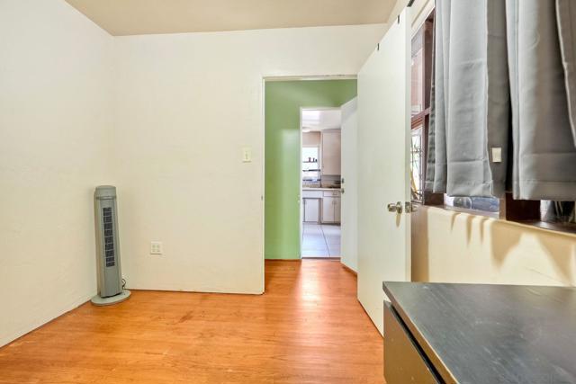 759 W 10Th Ave, Escondido CA: https://media.crmls.org/mediaz/737b9784-8f45-484a-8633-6b2f76ecaaa5.jpg