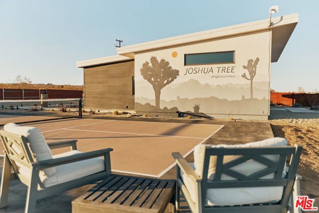 4375 Border Avenue, Joshua Tree CA: https://media.crmls.org/mediaz/737d1d1a-ac68-47cb-b99f-b641ea139d58.jpg